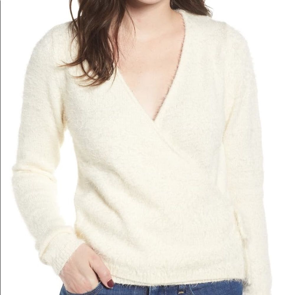 Love by Design White Wrap Front Sweater SzM